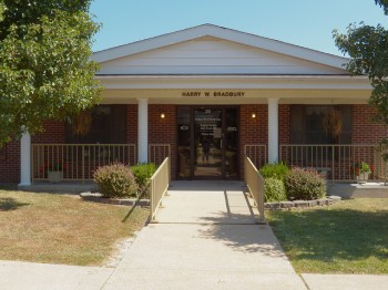 bradbury_clinic_cd3fc5bdf58e1cb99bef9555fe830359